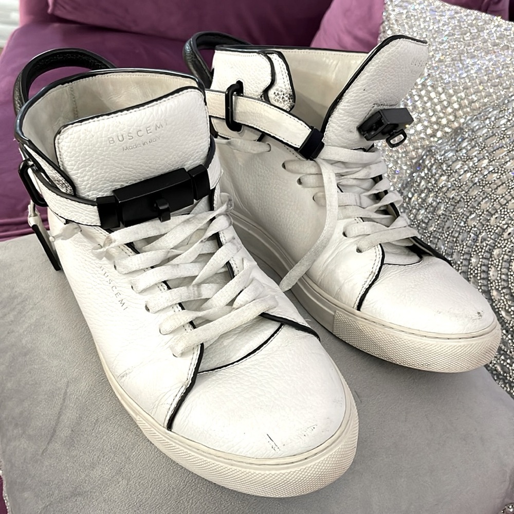 BUSCEMI Men’s White Sneakers- Size 10 White/Black used